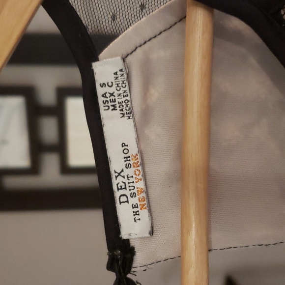 Lace and Nude top - Picture 2 of 4